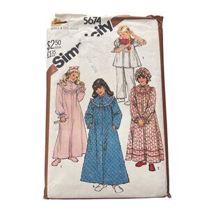 Simplicity 5674 Sewing Pattern Size Large Girls Nightgown Pajamas Robe Hat CUT